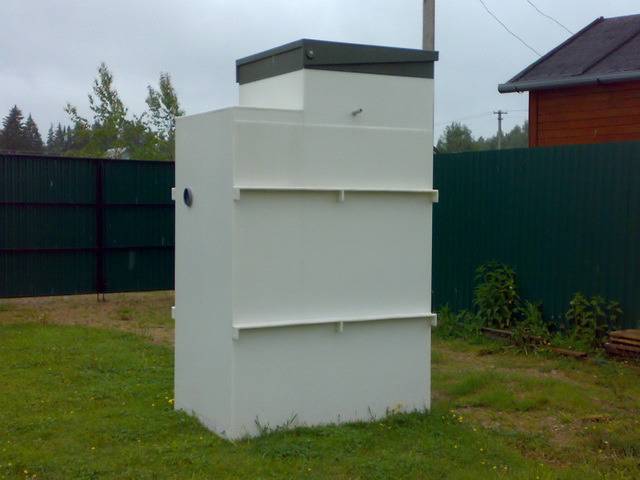 Fosses septiques "nettoyage": un aperçu de la gamme de modèles et des règles d'installation