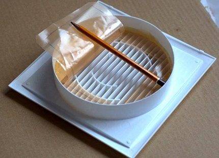 Vanne de ventilation d'alimentation dans le mur: caractéristiques de l'agencement