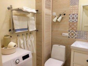 Trappes de plomberie de révision pour la salle de bain et les toilettes: types, règles de placement, caractéristiques de montage