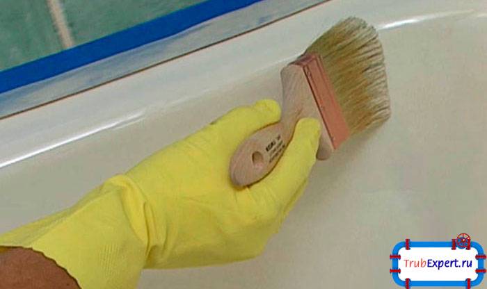 Peinture de salle de bain - conseils pour choisir et utiliser la peinture des baignoires modernes (105 photos)