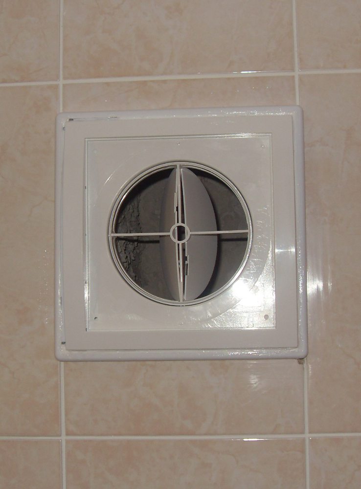 Ventilation inversée dans l'appartement: causes et comment éliminer