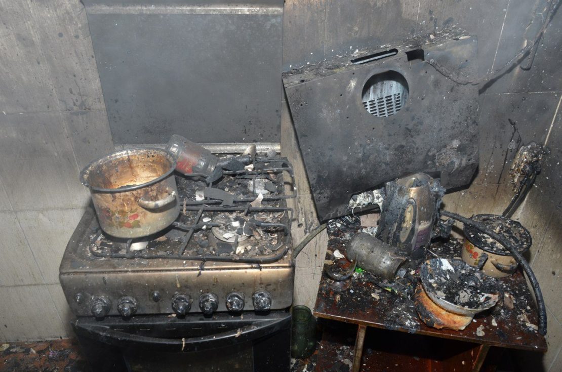 Durée de vie des cuisinières à gaz en Fédération de Russie: quelle est la durée de conservation des appareils Indesit, Darin et Gefest, comment prolonger la durée de vie de l'appareil?