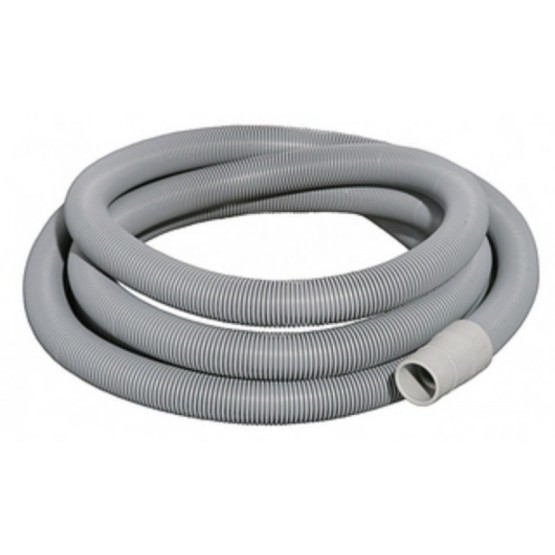 Nous nettoyons nous-mêmes le tuyau de vidange de la machine à laver