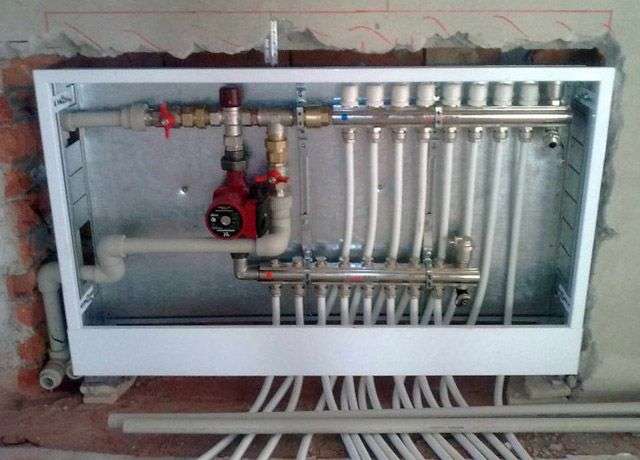 Peigne pour un système de chauffage : un aperçu des règles d'installation + un algorithme pour le montage DIY