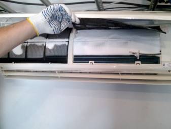 Comment nettoyer votre climatiseur à la maison