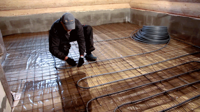 Pose des tuyaux de chauffage au sol : pose + comment choisir une étape et faire un circuit moins cher