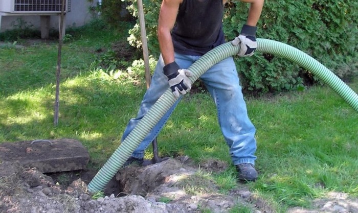 Assainissement local d'une maison de campagne: examen comparatif des installations de traitement