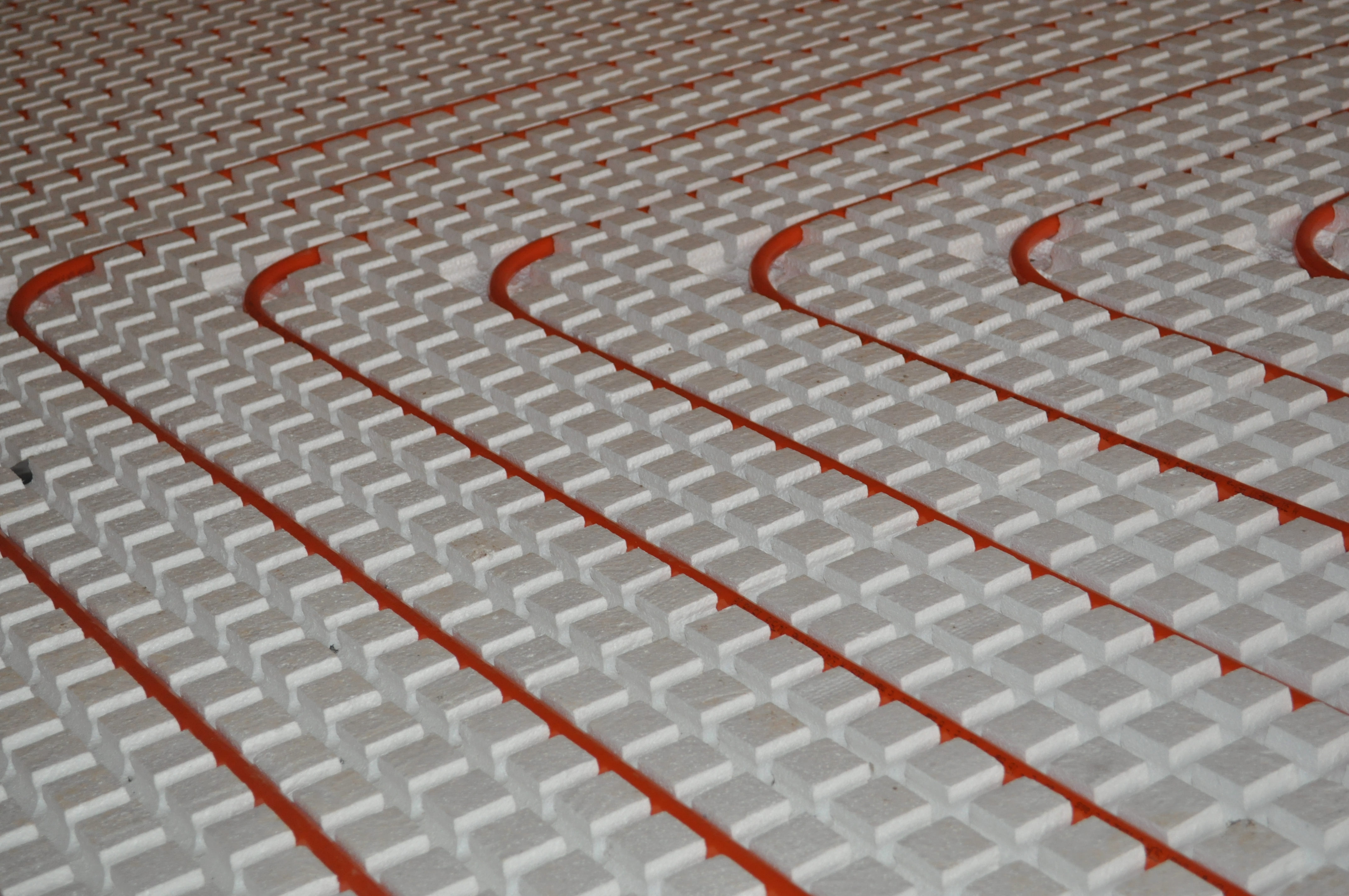 Tapis pour un sol à eau chaude: fonctions, types, style et inconvénients