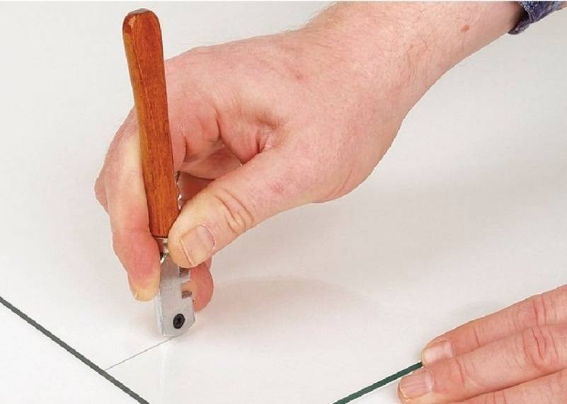 Comment couper des cloisons sèches