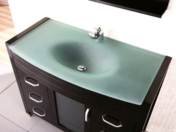Lavabos en verre pour la salle de bain: types, avantages et inconvénients, un aperçu des meilleurs fabricants