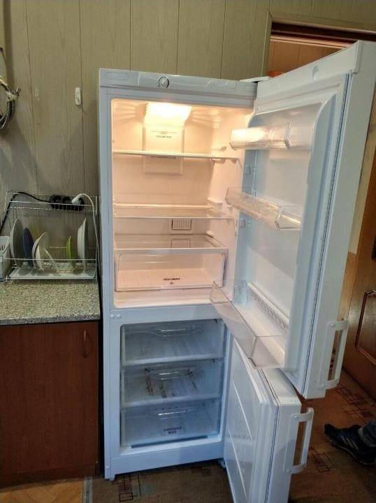 Marque de réfrigérateur "dexp" : un examen comparatif des modèles - point j