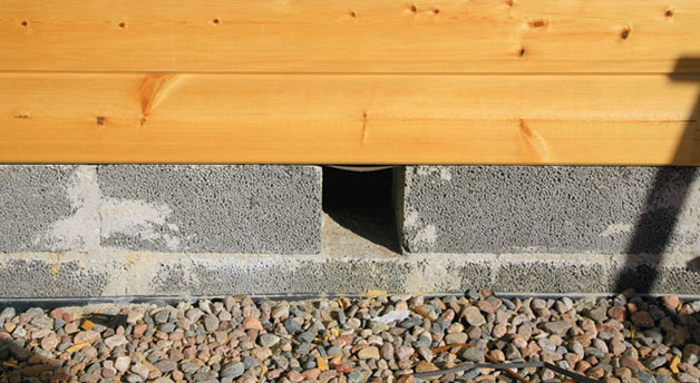 Ventilation dans une maison en bois: règles pour doter une maison en rondins d'un système d'échange d'air