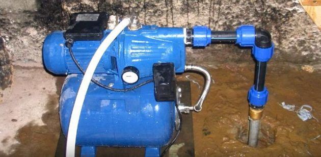 Apprendre à forer des puits à la main