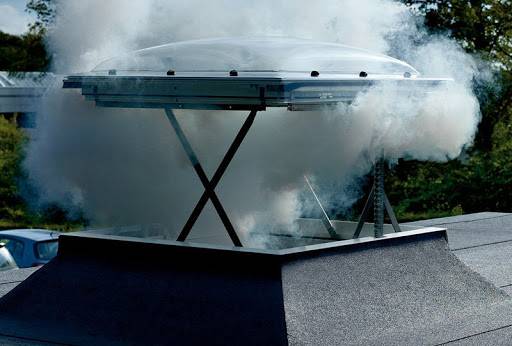 Désenfumage : dispositif et installation de désenfumage