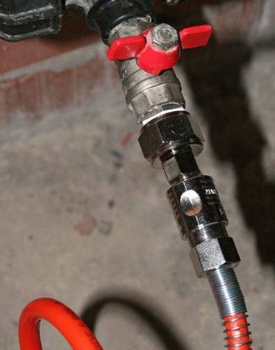 Règles d'aménagement d'un système d'approvisionnement en eau autonome pour une maison privée à partir d'un puits