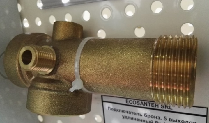 Quel diamètre de raccords sont nécessaires pour connecter les réservoirs de stockage d'eau ?