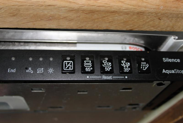 Lave-vaisselle encastrables : un aperçu des modèles populaires + ce qu'il faut rechercher lors du choix