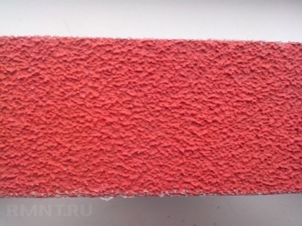 Quel papier de verre choisir pour préparer la peinture à l'émail