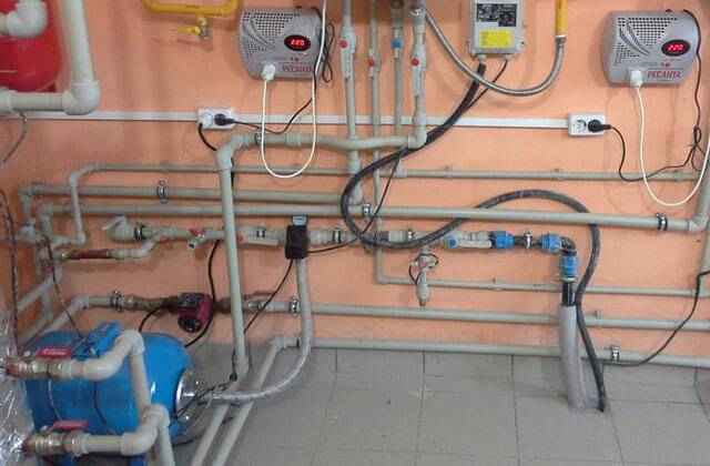 Systèmes de chauffage solaire : analyse des technologies pour organiser le chauffage à partir de systèmes solaires