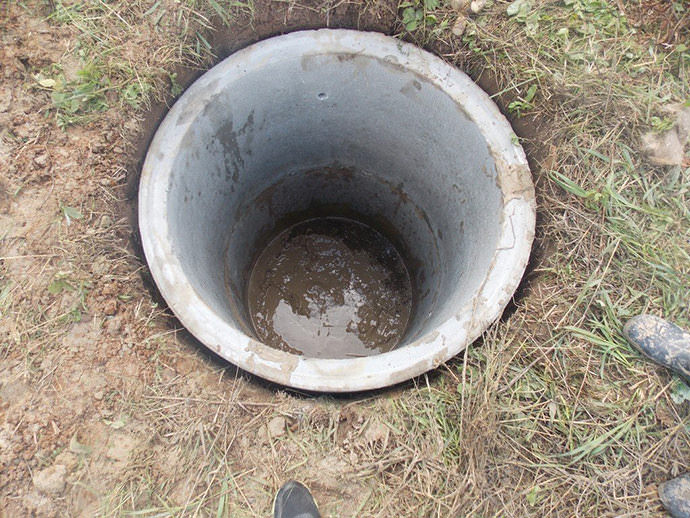 Remplacement du cadre du puits par des anneaux en béton