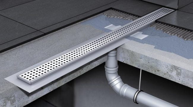 Raccordement d'une cabine de douche aux égouts et à l'approvisionnement en eau: instructions étape par étape