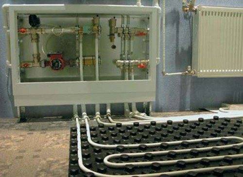 Marquage et caractéristiques techniques des tubes métal-plastique + aperçu du matériel