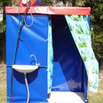 Comment choisir un réservoir pour une douche d'été: une comparaison des différentes options les unes avec les autres