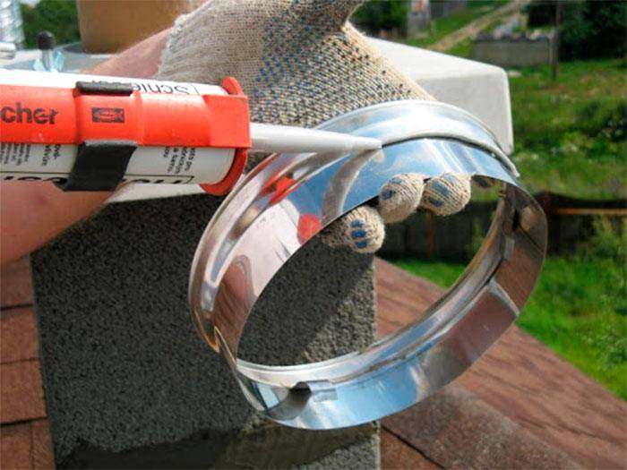 Normes et caractéristiques d'installation d'une cheminée sandwich: attention à la sécurité