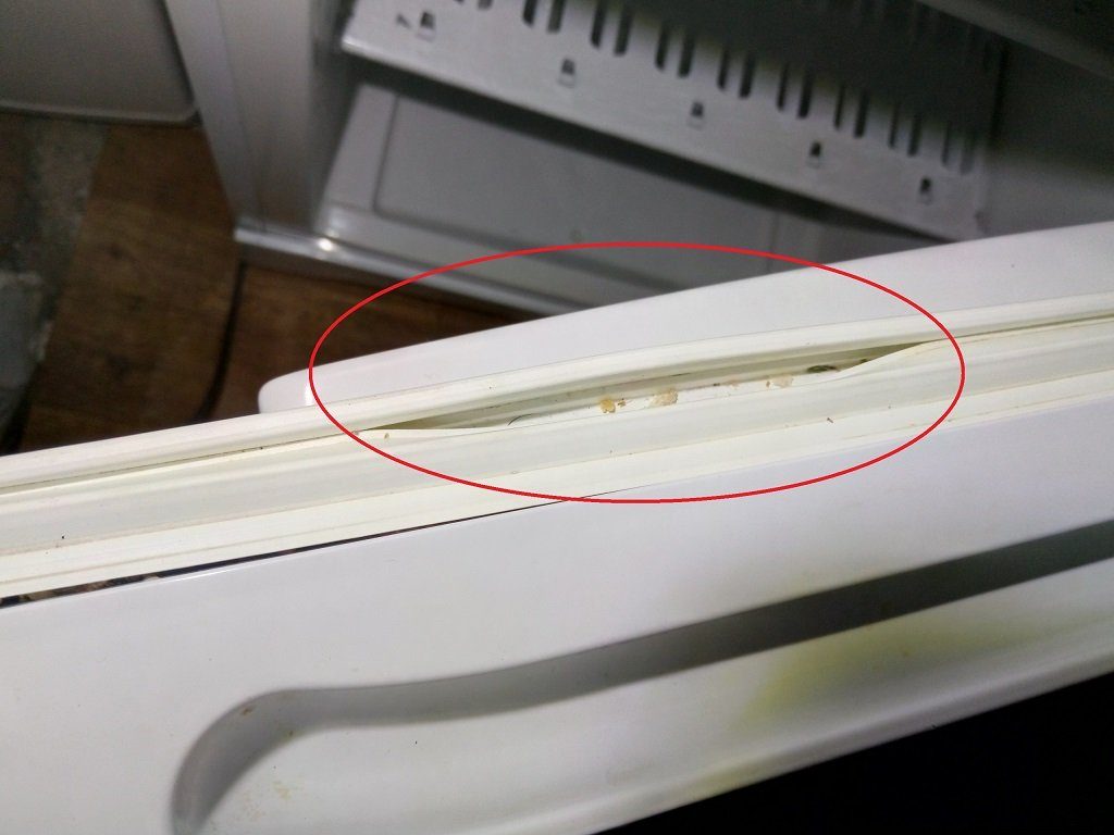 Réparation de joint de porte de réfrigérateur à faire soi-même - comment changer l'élastique et ajuster la porte