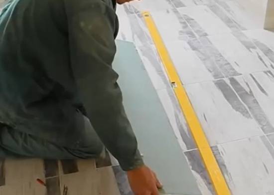 Comment et comment couper des cloisons sèches: outils de coupe + instructions de travail