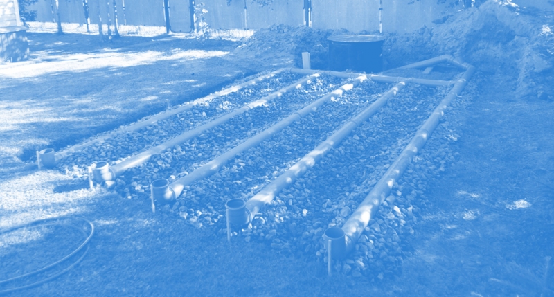 Comment aménager une fosse septique avec un niveau élevé d'eau souterraine: options pour résoudre un problème urgent