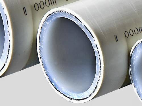 5 inconvénients graves des tuyaux en plastique pour l'approvisionnement en eau et le chauffage