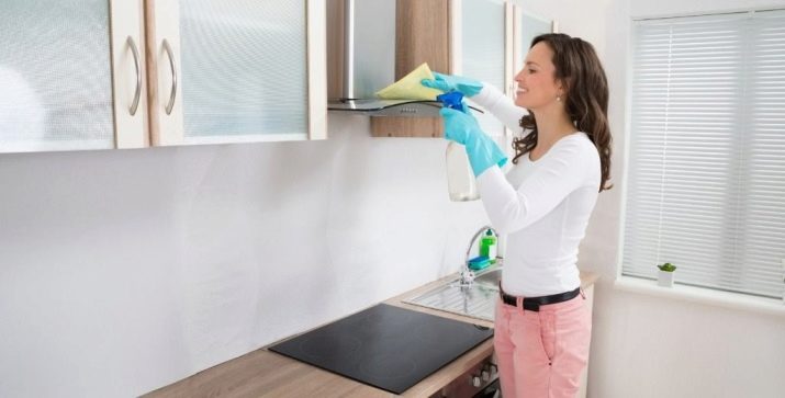 Un moyen simple mais efficace de nettoyer la grille de ventilation de la graisse