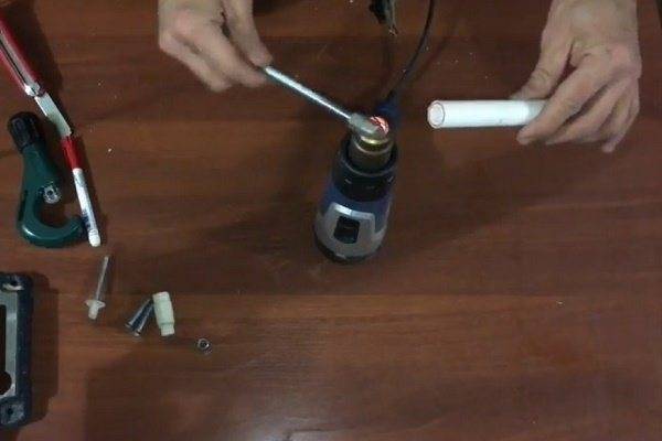 Comment réparer une toilette de vos propres mains: analyse des pannes courantes