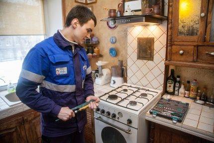 Réparation de cuisinière à gaz à faire soi-même : dysfonctionnements courants et comment les réparer