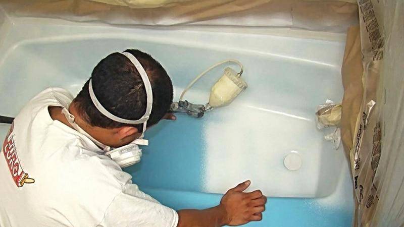 Émaillage de bain à faire soi-même: comment traiter un bain avec de l'acrylique liquide à la maison