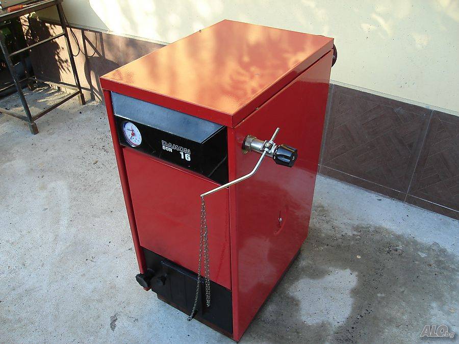 Chaudière à combustible solide dakon : gamme de modèles et caractéristiques