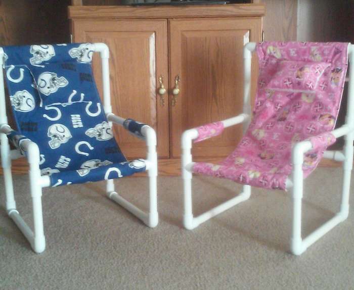 Comment fabriquer une chaise simple à partir de chutes de tuyaux en plastique ?