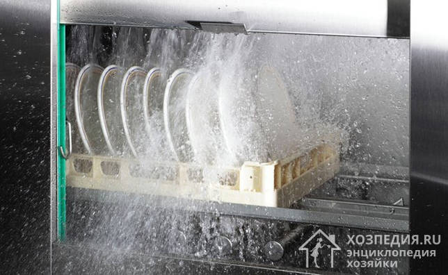 Le principe de fonctionnement d'un lave-vaisselle typique: conception, composants principaux, règles de fonctionnement