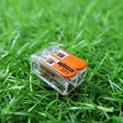 Bornes pour connecter les fils: quels borniers sont les meilleurs et comment travailler avec eux