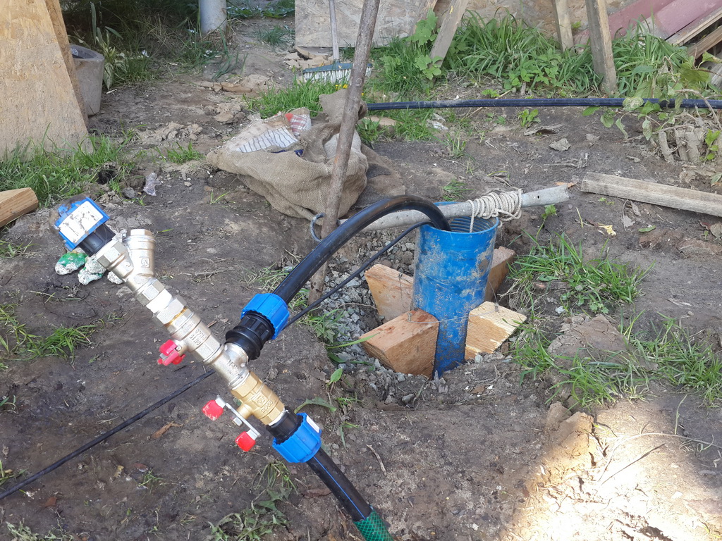 Comment pomper un puits après avoir foré du sable, du limon et de l'argile