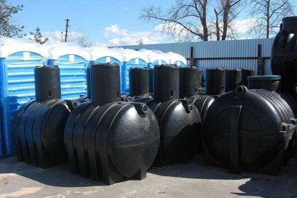 Fonctionnement d'une fosse septique: schéma de l'appareil et principe de fonctionnement d'une conception typique