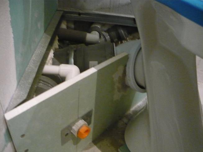 Installation de toilettes à faire soi-même