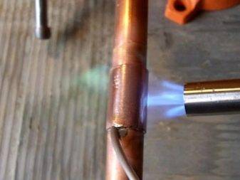 Raccordement de tuyaux en cuivre: instructions et comparaison de différentes technologies d'installation