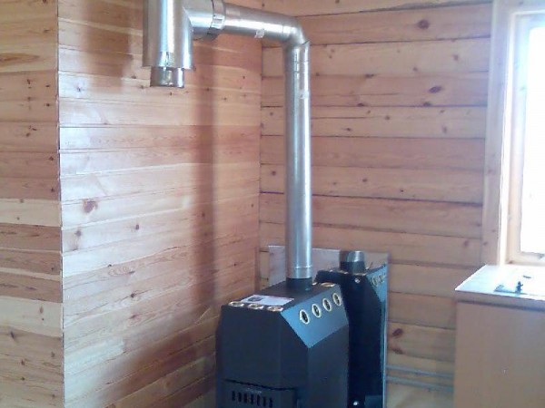 Chaudière à gaz maison pour chauffer une maison privée et une résidence d'été: un aperçu des trois meilleures conceptions