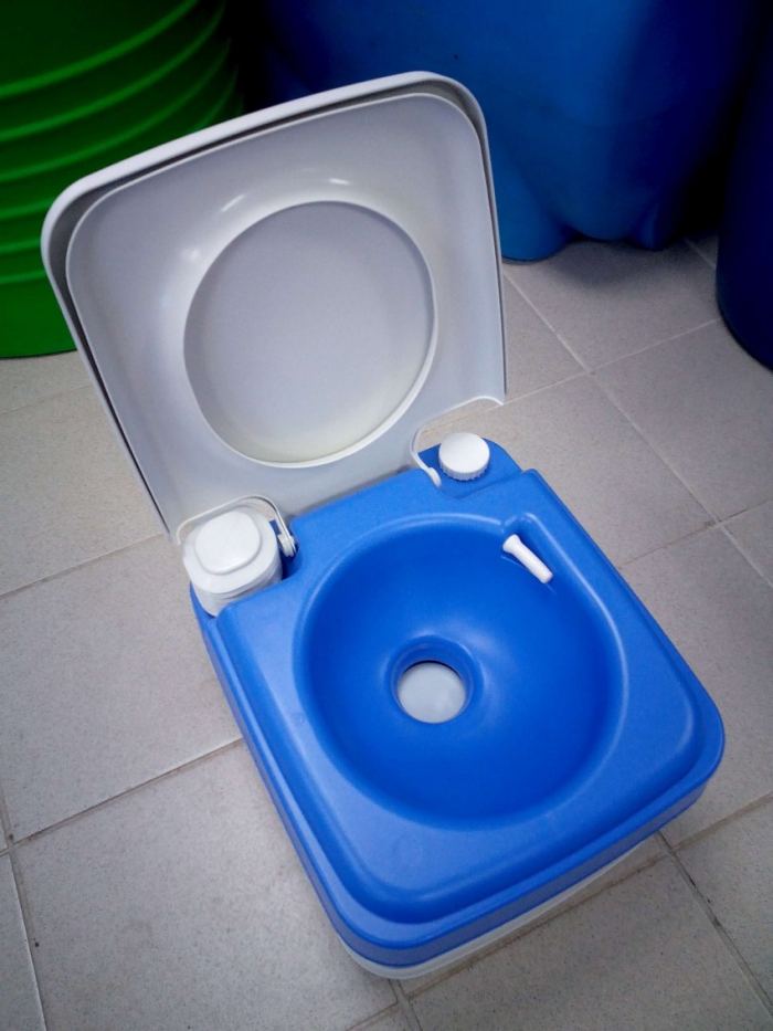 Comment choisir un placard sec pour une résidence d'été: conseils pour choisir et revoir les meilleurs modèles