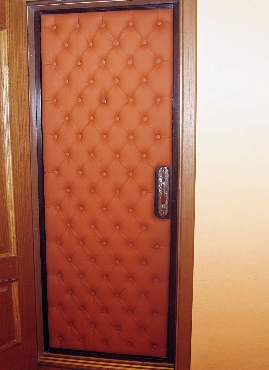 Comment isoler la porte d'entrée ? isolation de la porte d'entrée dans une maison rurale privée et un appartement, quelle isolation est meilleure