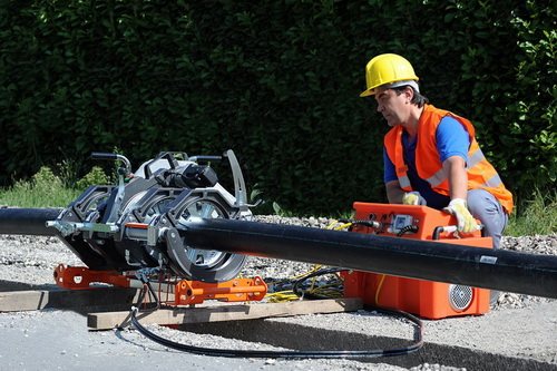 Soudage des tuyaux en polyéthylène : comparaison des méthodes + notice de pose
