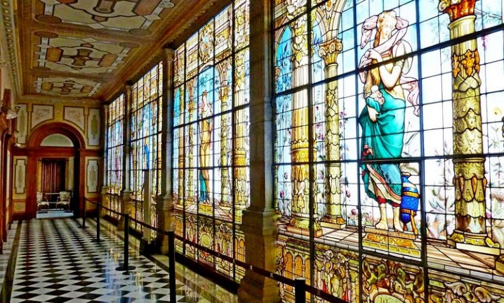 La deuxième lumière dans la maison est une technique architecturale pour agrandir l'espace à l'intérieur