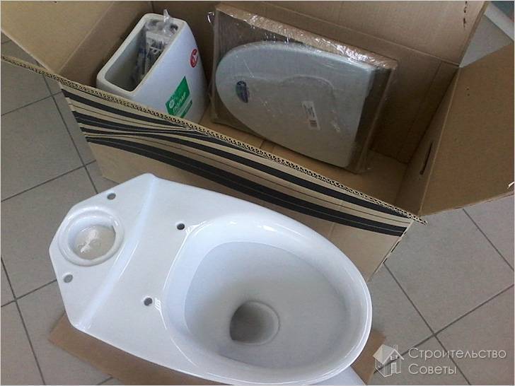 Manchette en caoutchouc pour la cuvette des toilettes (excentrique): règles d'installation et de connexion